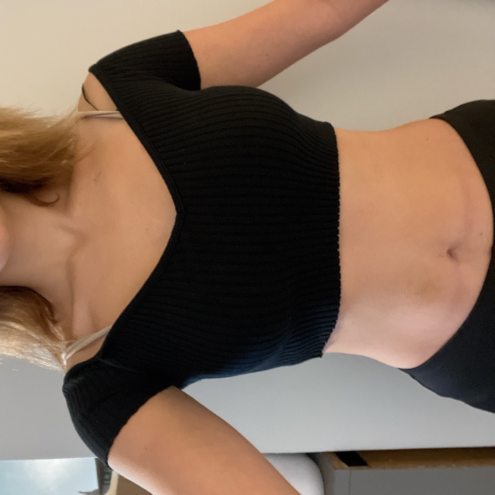 Zara Black Cap Sleeve Ribbed Crop Top